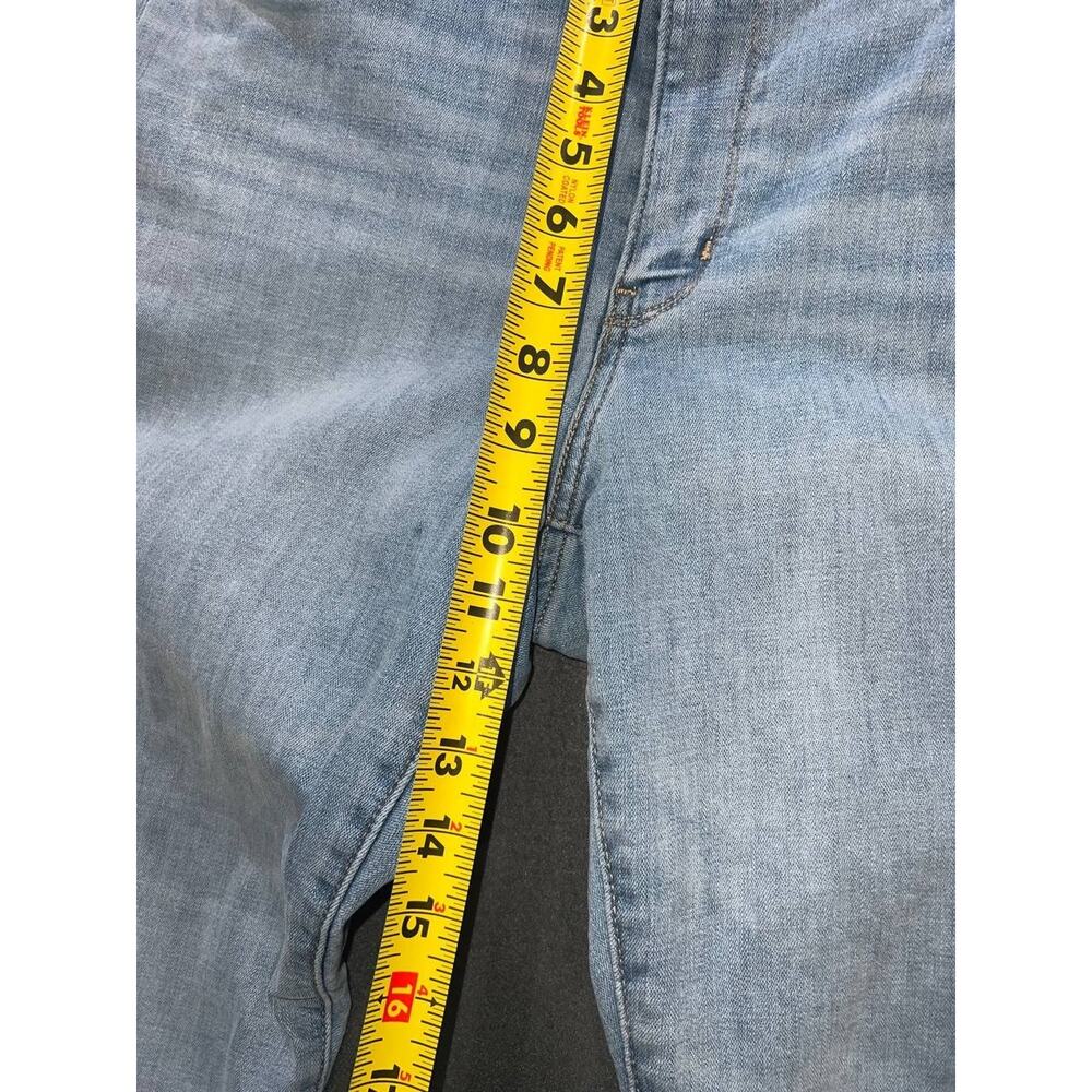 Levi's Classic Straight Jeans Womens 16 W Blue Light Wash Denim Stretch A010093 - Picture 10 of 11